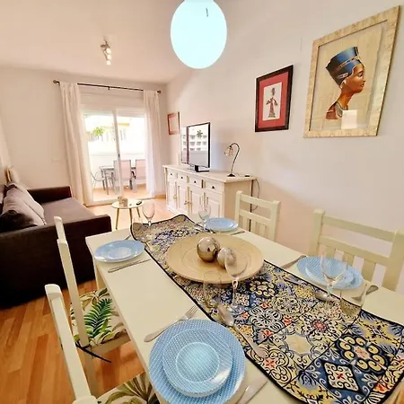 Alcantara Tower 2 Bedrooms * Фуэнхирола