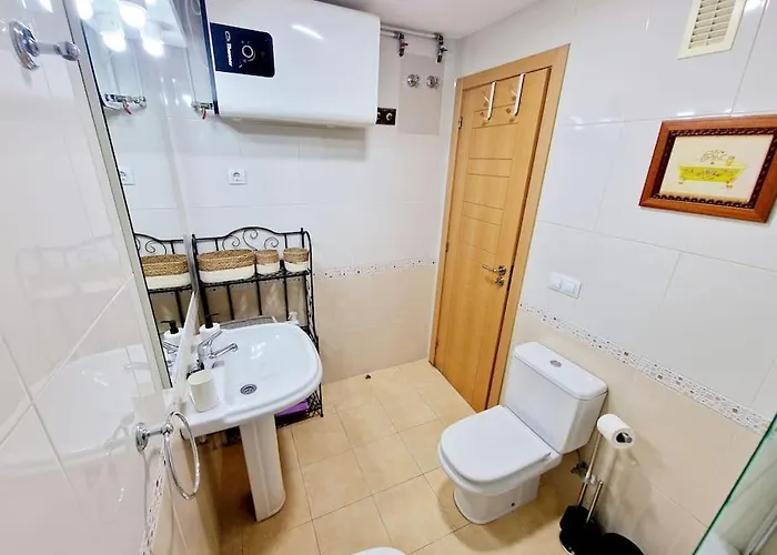 Alcantara Tower 2 Bedrooms פואנגירולה