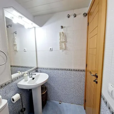 Alcantara Tower 2 Bedrooms アパート フエンヒロラ