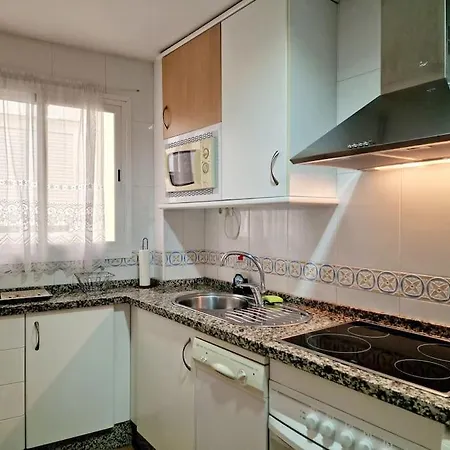 Alcantara Tower 2 Bedrooms Lejlighed