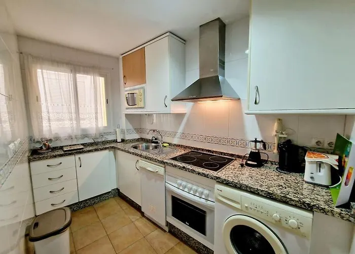 Alcantara Tower 2 Bedrooms *