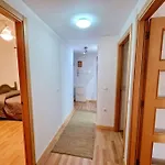 Alcantara Tower 2 Bedrooms شقة