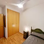 Alcantara Tower 2 Bedrooms * فوينخيرولا