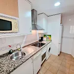 Alcantara Tower 2 Bedrooms فوينخيرولا