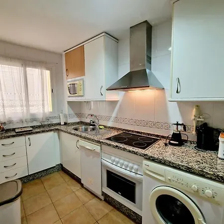 Alcantara Tower 2 Bedrooms *